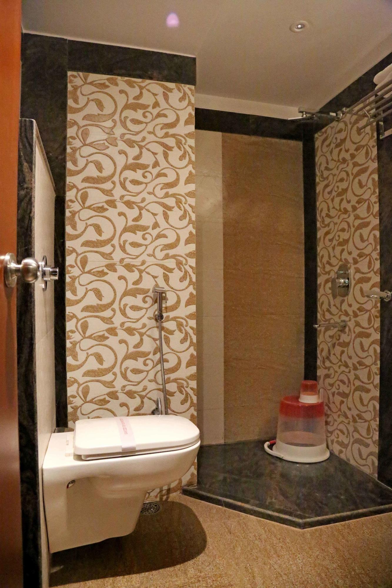 Hotel Varanasi Inn Esterno foto