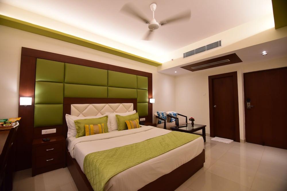Hotel Varanasi Inn Esterno foto
