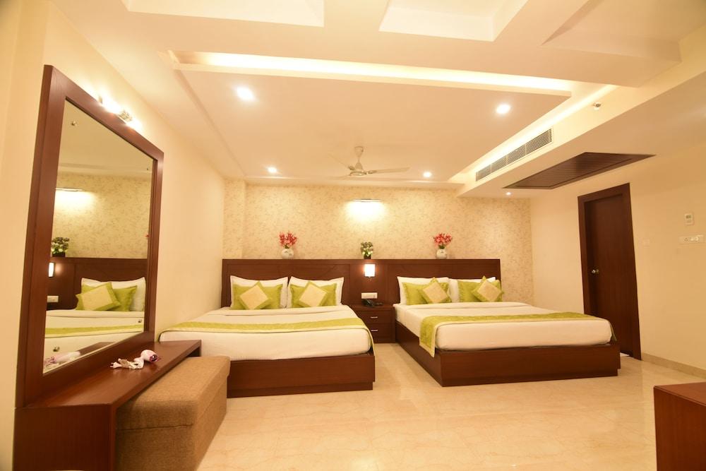 Hotel Varanasi Inn Esterno foto