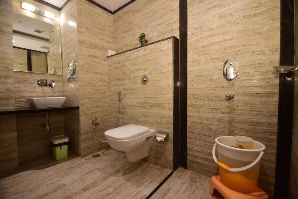 Hotel Varanasi Inn Esterno foto