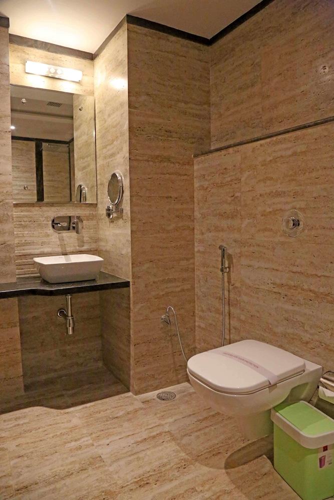 Hotel Varanasi Inn Esterno foto