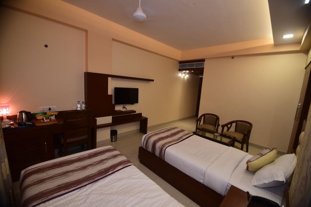 Hotel Varanasi Inn Esterno foto